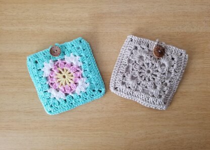 Granny square card holder