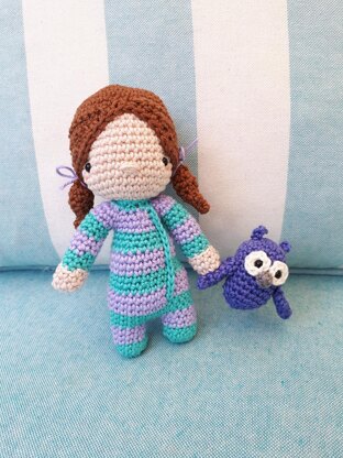 Sleepy Jenny amigurumi doll