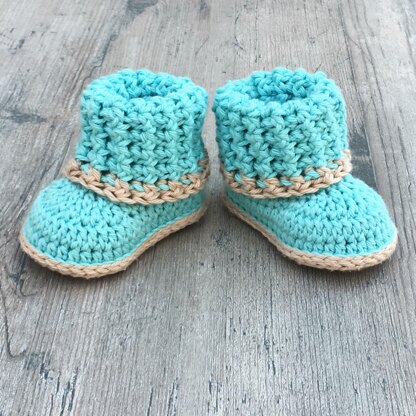 Cuffed Baby Booties