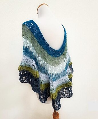 Kaira poncho
