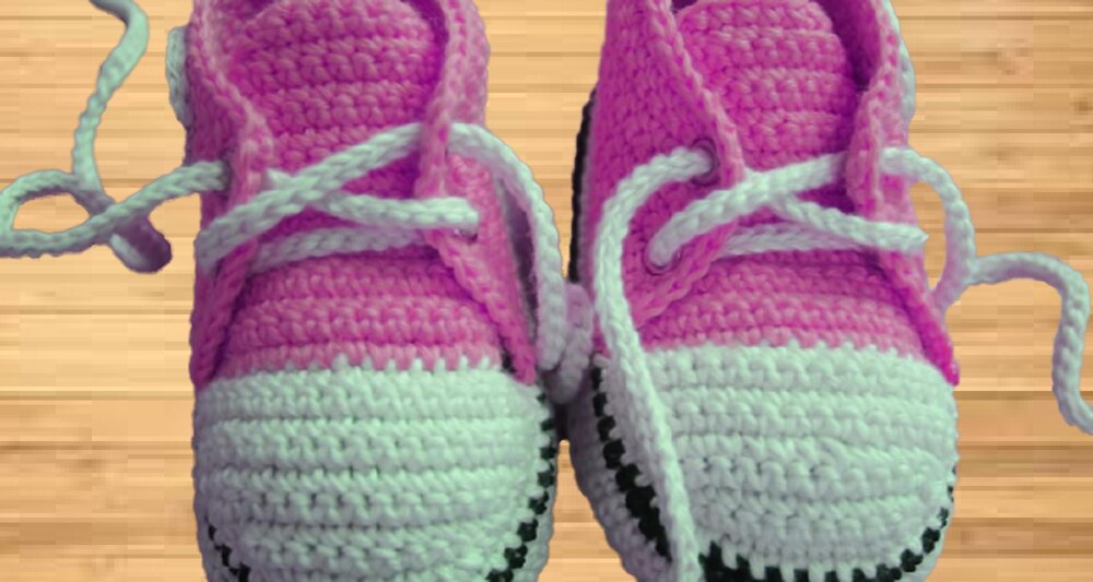 Knitted yeezy sales baby shoes