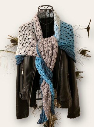 Triangular Scarf "Erigone"