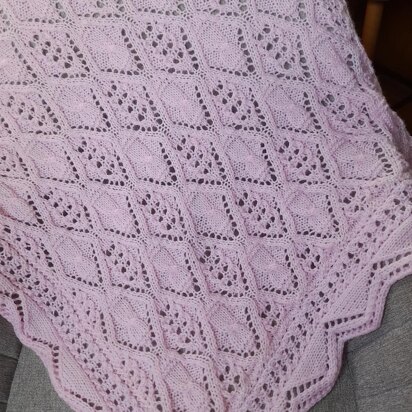 JKSB98 Lace Baby Shawl