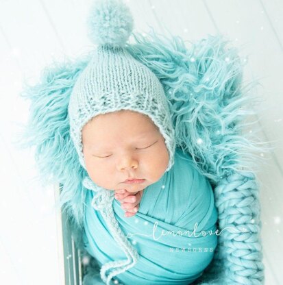 Neo pom pom pixie bonnet