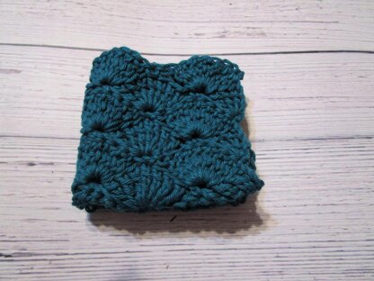 Large Shell washcloth