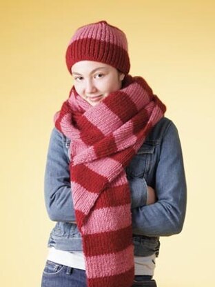 Bold Stripe Beanie and Scarf Set in Lion Brand Jiffy - 60311