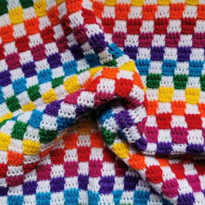 Chequered rainbow blanket