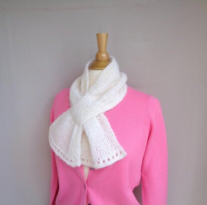 Cream Puff Keyhole Scarf