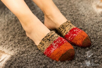 Knitted wool socks/feet warmers "Pippa"