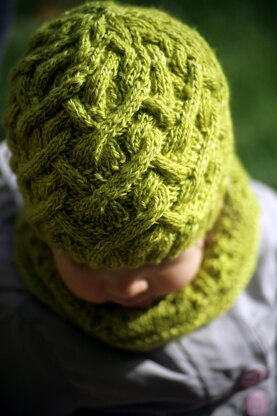 Green Snake Cowl