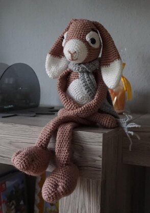 Crochet Pattern Long Legged Bunny Holly!