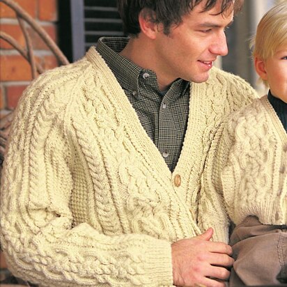 Dadis Cardigan In Patons Classic Wool Worsted