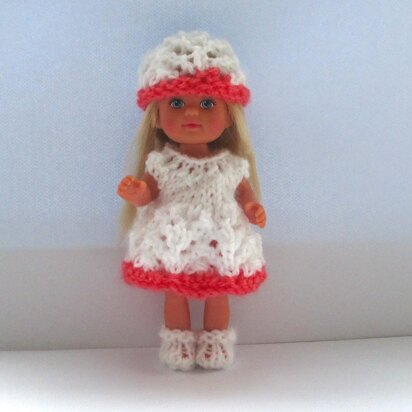 Knitting pattern 4.5 inch kelly doll