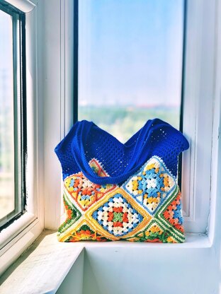 Granny square tote bag