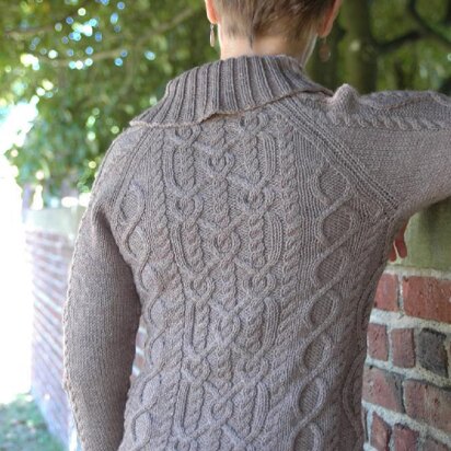 Jen Hagan Design Glentrekker Cardigan with Hats PDF