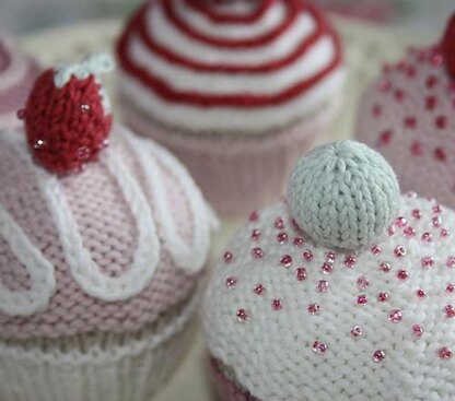 Yummy Cotton Candy Cupcakes