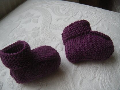 Easy Baby Booties