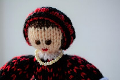 Catherine of Aragon Tudor Doll Knitting Pattern - Toy Knitting Pattern