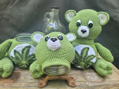 Mary Jane Leaf Stash Jar Bear