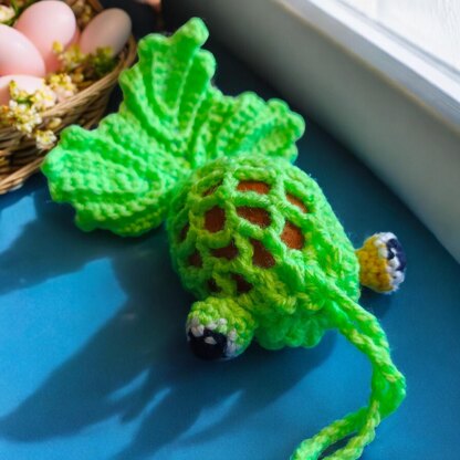 Fish Easter Egg Cover.