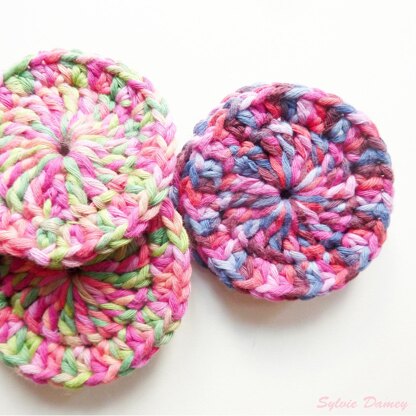 Reusable makeup pads