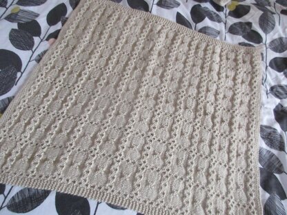 Textured Squares Cot Blanket