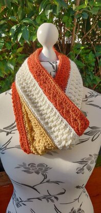 Mixed Toffee Cowl