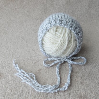 Simple Knit Bonnet