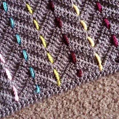 Threaded Colors Chevron