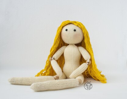 Beads jointed doll Caroline