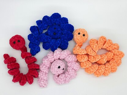 Large worry worms Crochet pattern by Natalia Kononenko | LoveCrafts