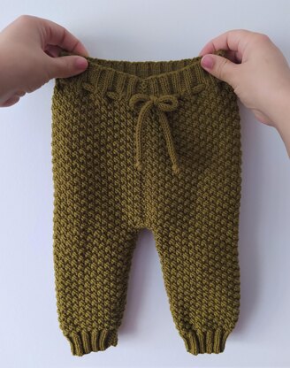 Mossy Baby Sweater, Bonnet and Pants | 0-24 months