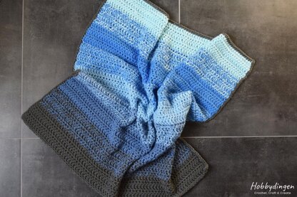 Ombre Baby Blanket