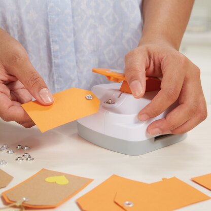 Fiskars Tag Maker Punch - Simple