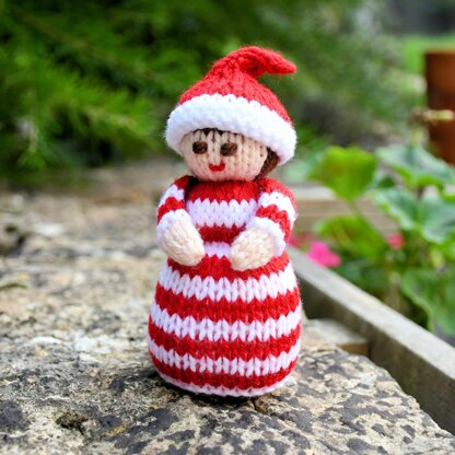 Christmas Dolls Knitting Pattern - Toy Knitting Pattern
