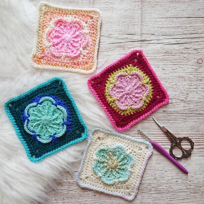 Sakura Granny Square