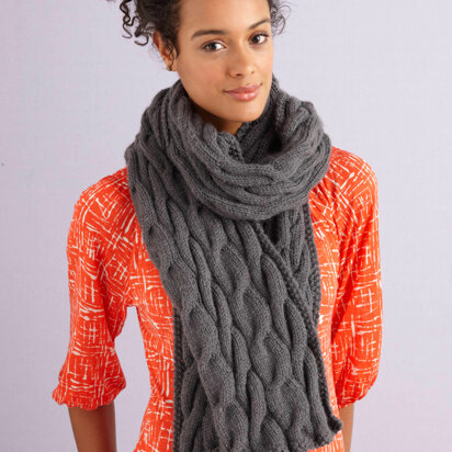 Grey Cabled Scarf in Lion Brand Vanna's Choice - L0679