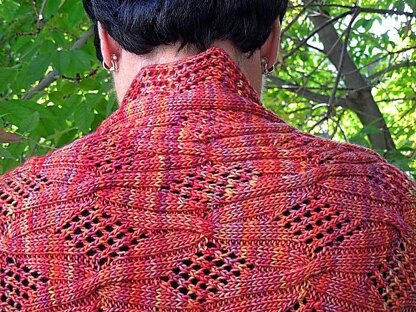 Tumbling Lace With a Twist