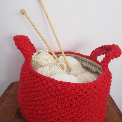 Moss Stitch Container