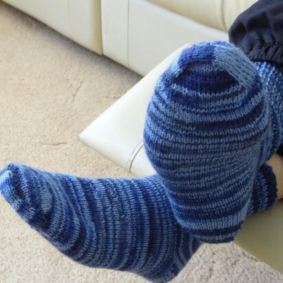 Easy Toe Up Socks - knitting pattern