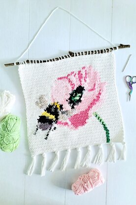 Bee and Flower Crochet Tapestry Wall Hanging