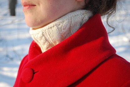 Fenestrella Cowl