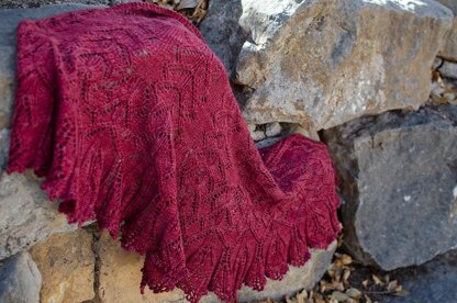The Mad Queen Shawl