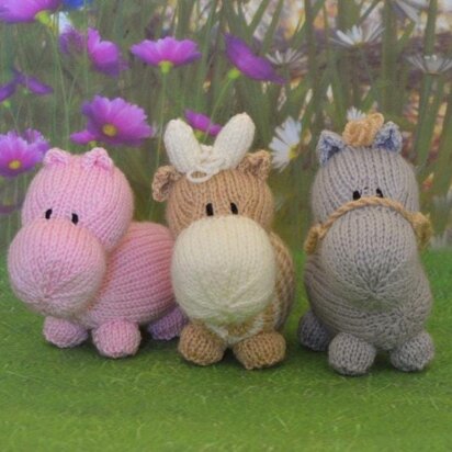 Miniature Horse, Cow, Hippo - knitting pattern