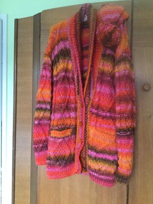 Women’s chunky jacket and hat /Rico knitting idea