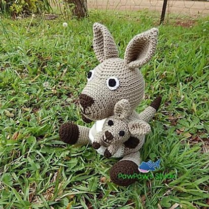 Amigurumi Kangaroo Pattern No.46