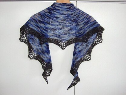 Ocean waves shawl