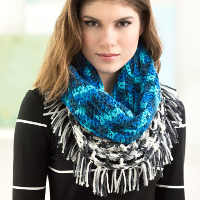 Clearwater Cowl in Lion Brand Color Waves - L60029 - Downloadable PDF