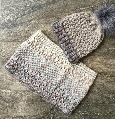 Leotine Hat and Cowl – P182