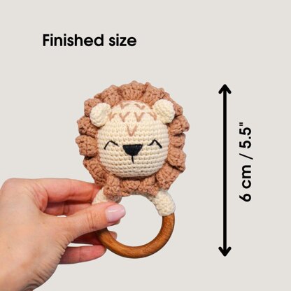 Lion baby rattle amigurumi